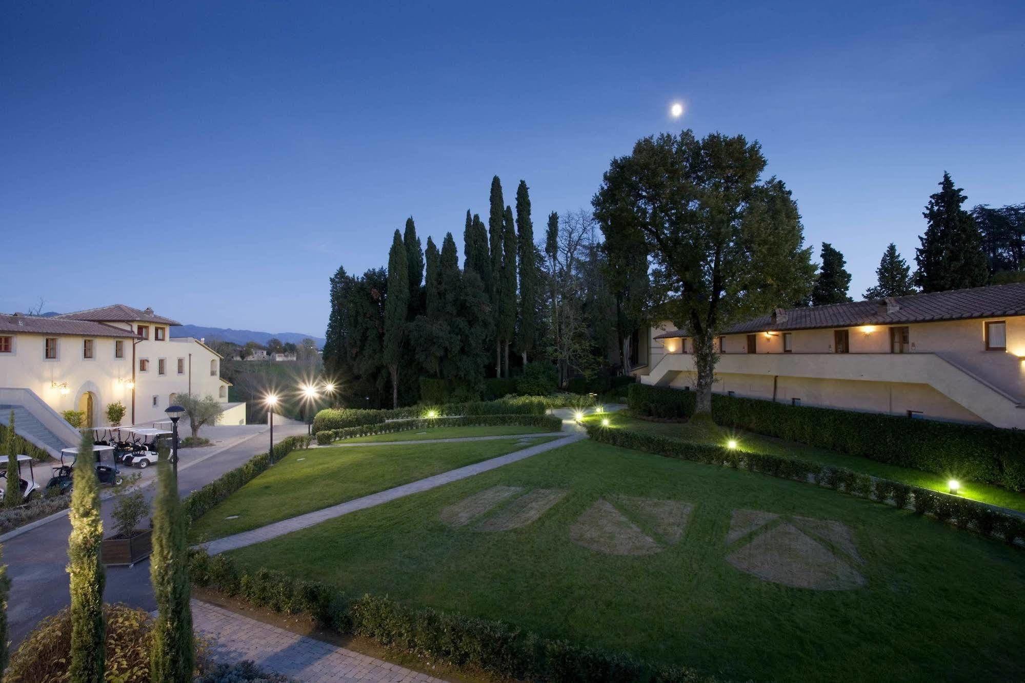 Unahotels Poggio Dei Medici Toscana Scarperia Exterior photo